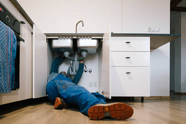 Professional Leak Detection technician working in Alma, GA
